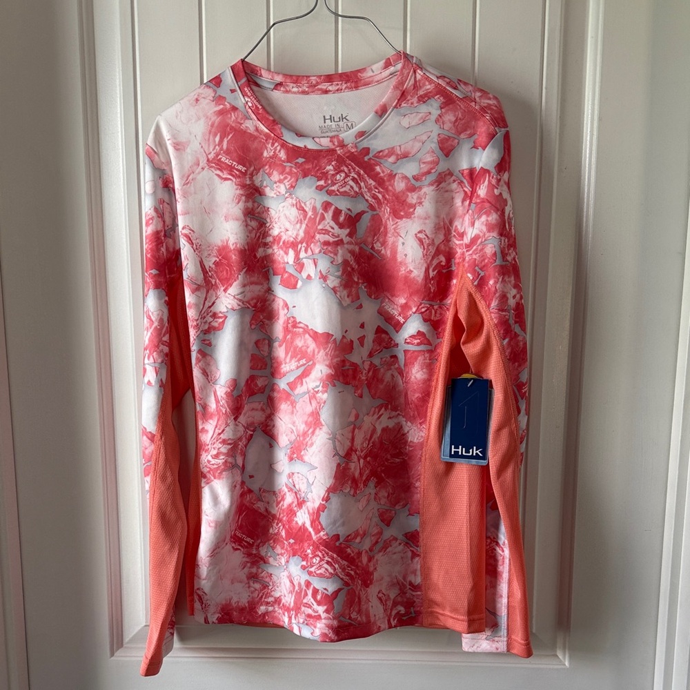 Huk Coral and White Long Sleeve Shirt women’s swim shirt long sleeve